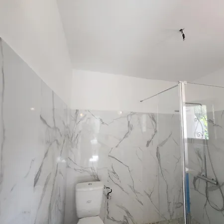 Apartment Les Rosieres Maxime-golf De Saint Tropez, Climatisee