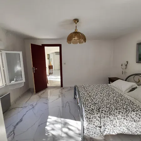 Les Rosieres Maxime-golf De Saint Tropez, Climatisee