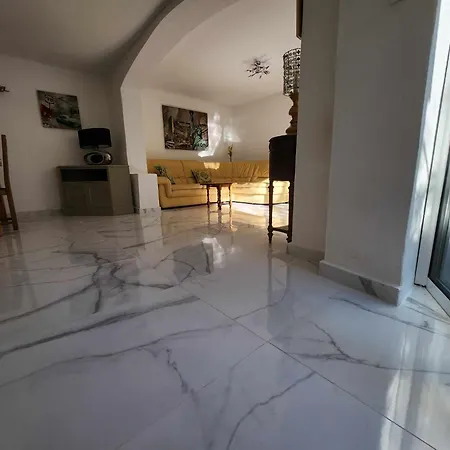 Les Rosieres Maxime-golf De Saint Tropez, Climatisee شقة