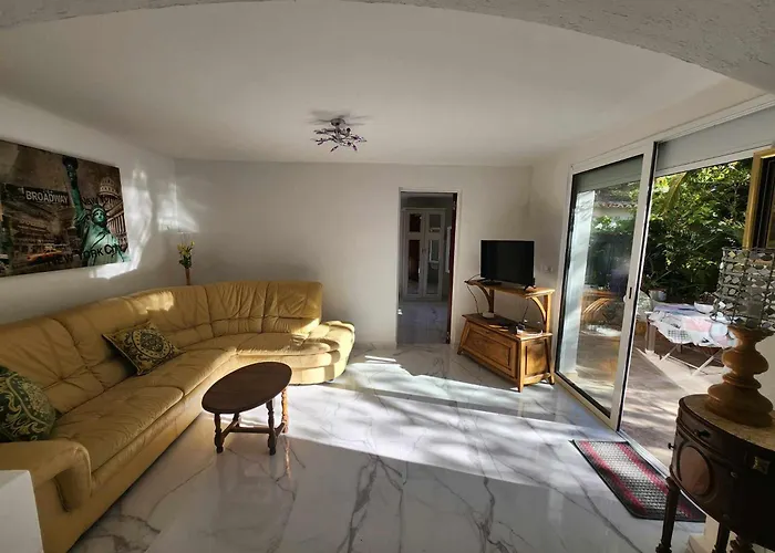 Appartement Les Rosieres Maxime-golf De Saint Tropez, Climatisee *